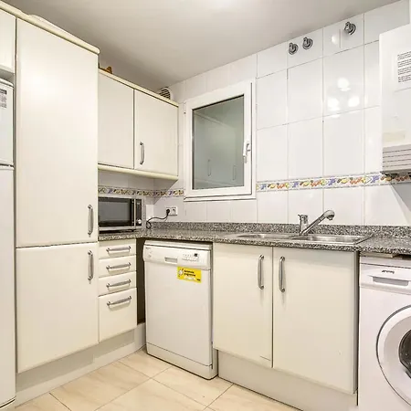 Apto. Vista Mar - Wifi, Piscina, Parking, 1ª Linea De La Playa. - Es-89-130 * Torroella De Montgri