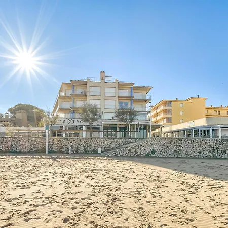 Apto. Vista Mar - Wifi, Piscina, Parking, 1ª Linea De La Playa. - Es-89-130 * Torroella De Montgri